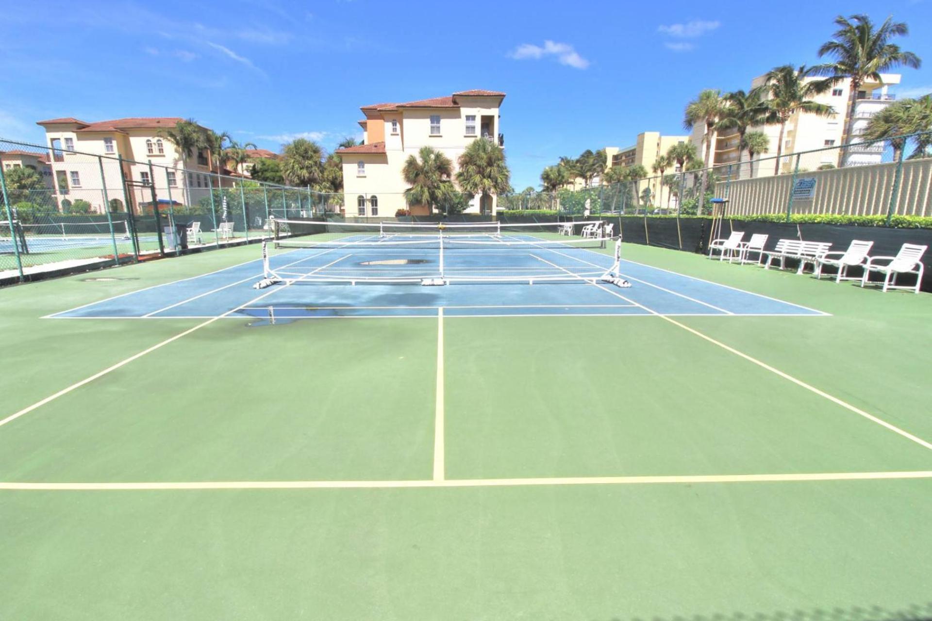 Ocean Breeze Condo Jensen Beach Exterior photo
